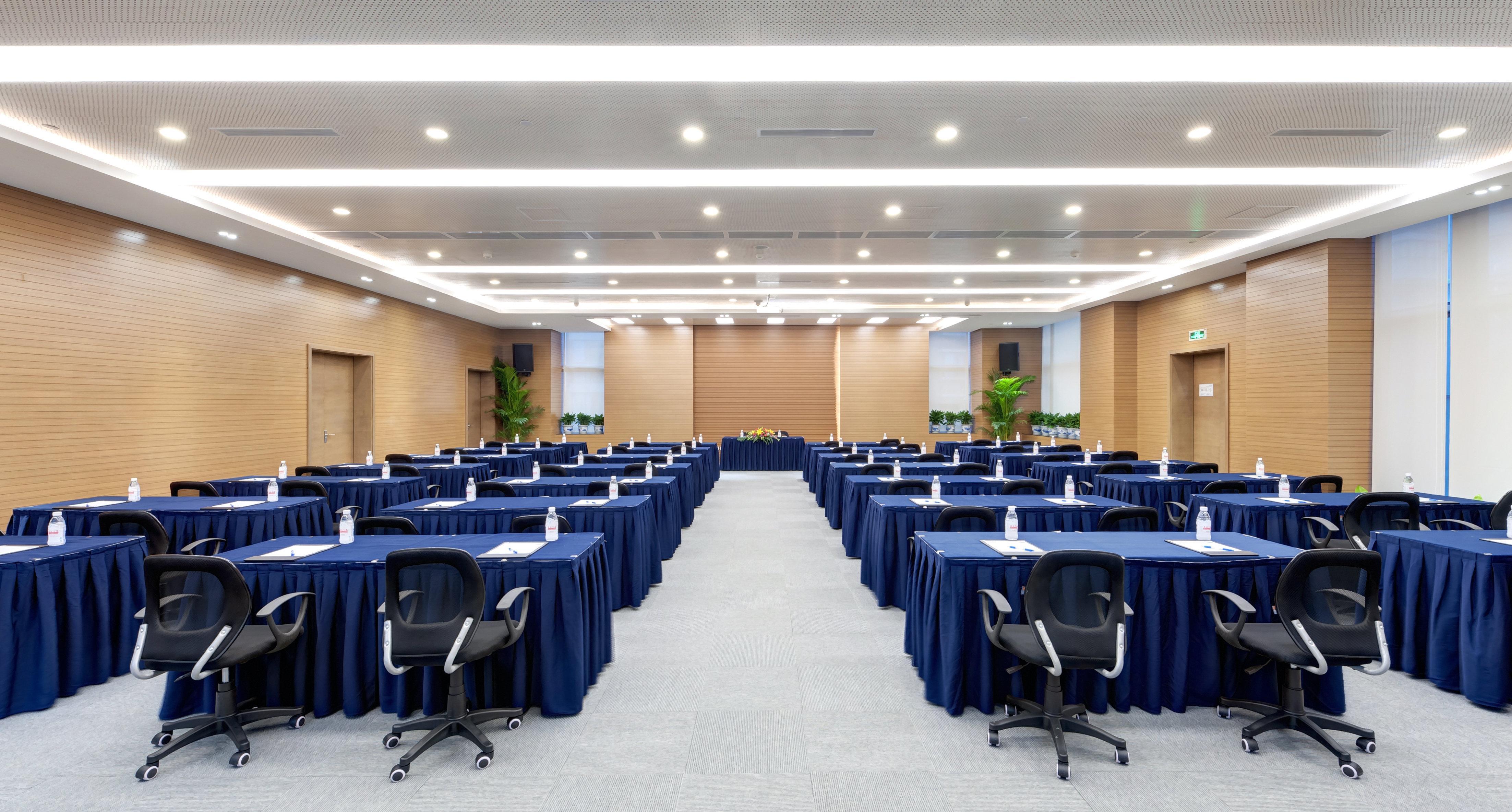 Holiday Inn Express Chengdu West Gate By Ihg Экстерьер фото