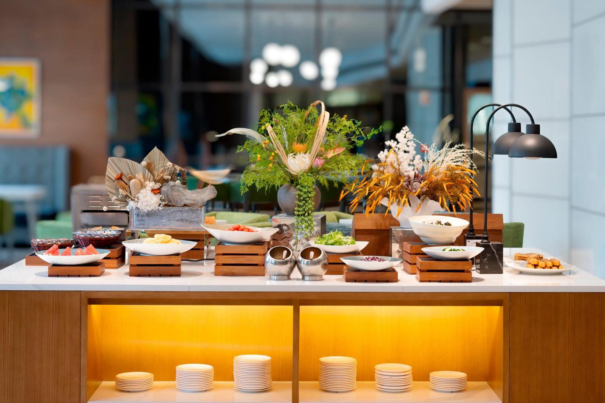 Holiday Inn Express Chengdu West Gate By Ihg Экстерьер фото